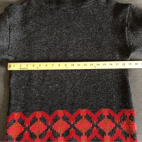 Vintage gray wool cowl neck red & rust artsy pattern sweater S/M - Picture 7 of 9